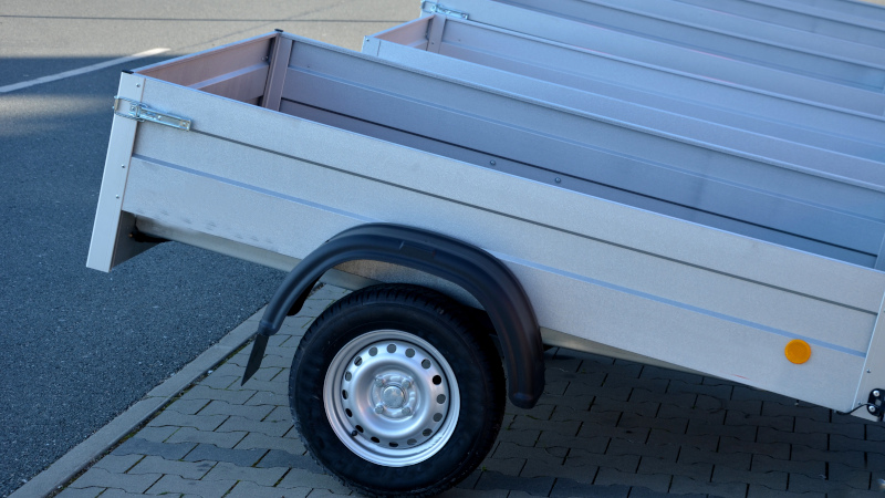 How to Maintain Your Trailer Tires